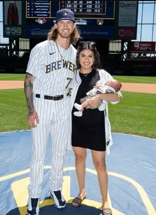 Josh Hader Wife, Age, Height, Weight, Net Worth, Career, And More