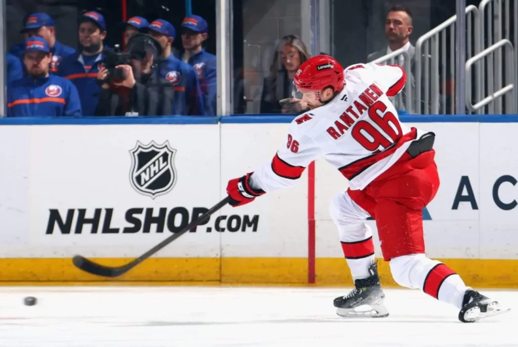Mikko Rantanen Wife, Age, Height, Weight, Net Worth, Career, And Full Bio