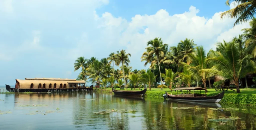 Why a Kerala 10 Days Tour Is the Best Way to Explore God’s Own Country